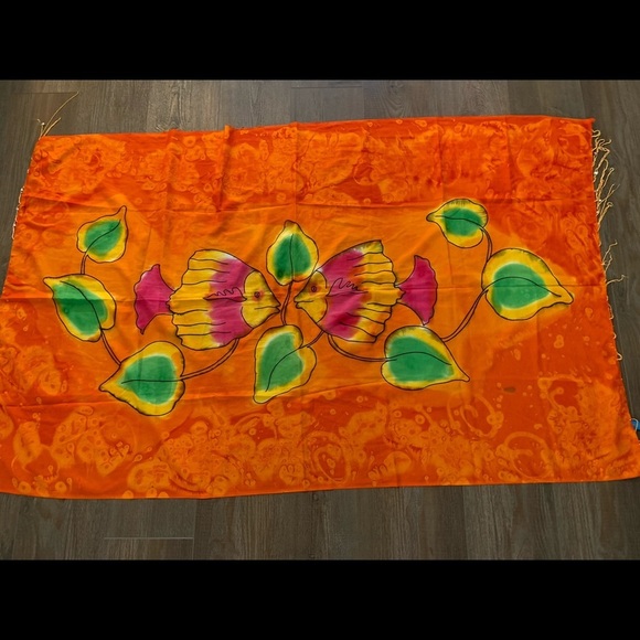 Sarong - Picture 6 of 11